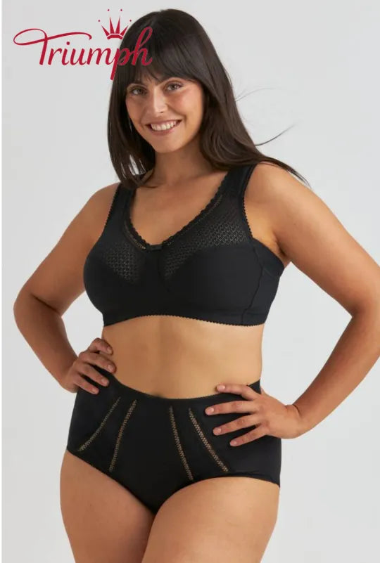 Triumph - 3 rĂ©szes szett đ„ KĂ©nyelmes csipke melltartĂł mintĂĄval
