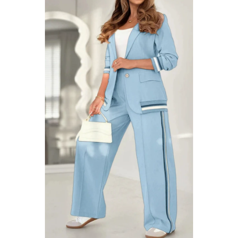 Női alkalmi kabát és széles szárú nadrág