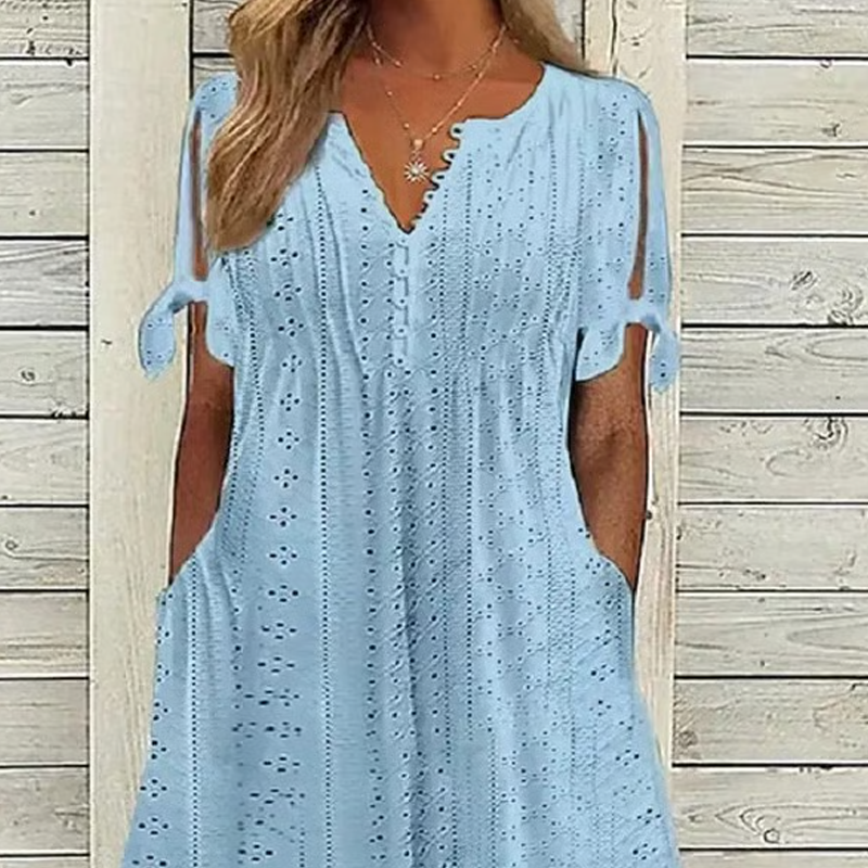 Elegáns női ruha V-nyakkal