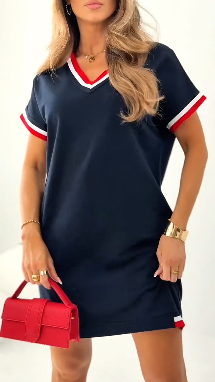 Női lezser ruha kontrasztos szegéllyel