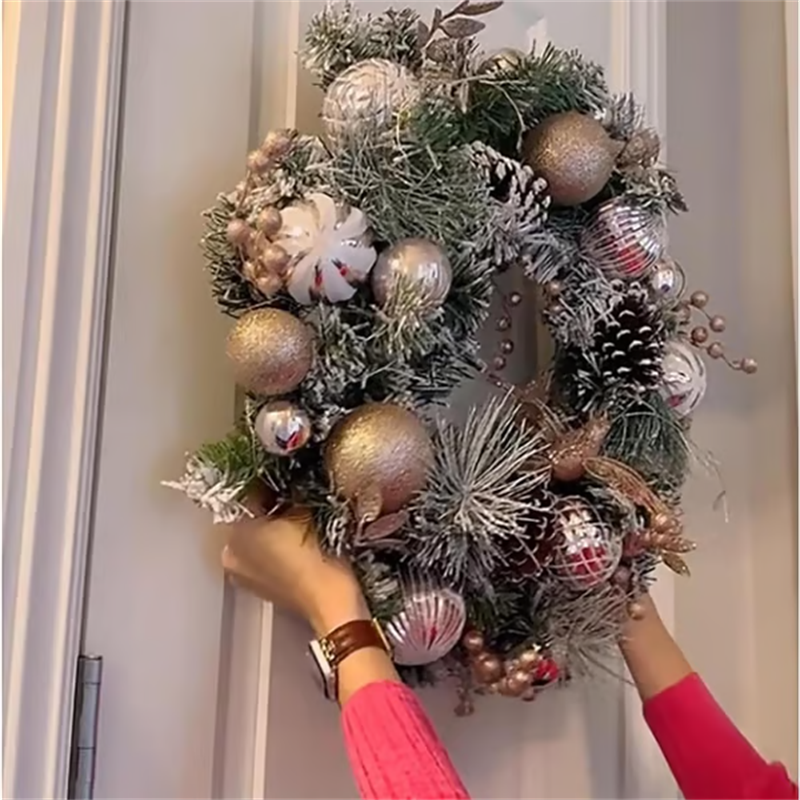 🏠Rozsdamentes acél tapadókorongos akasztó karácsonyi koszorúkhoz