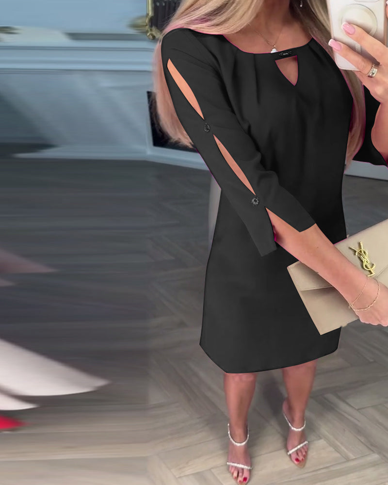 Elegáns, egyszínű, egyszerű V-alakú ruha