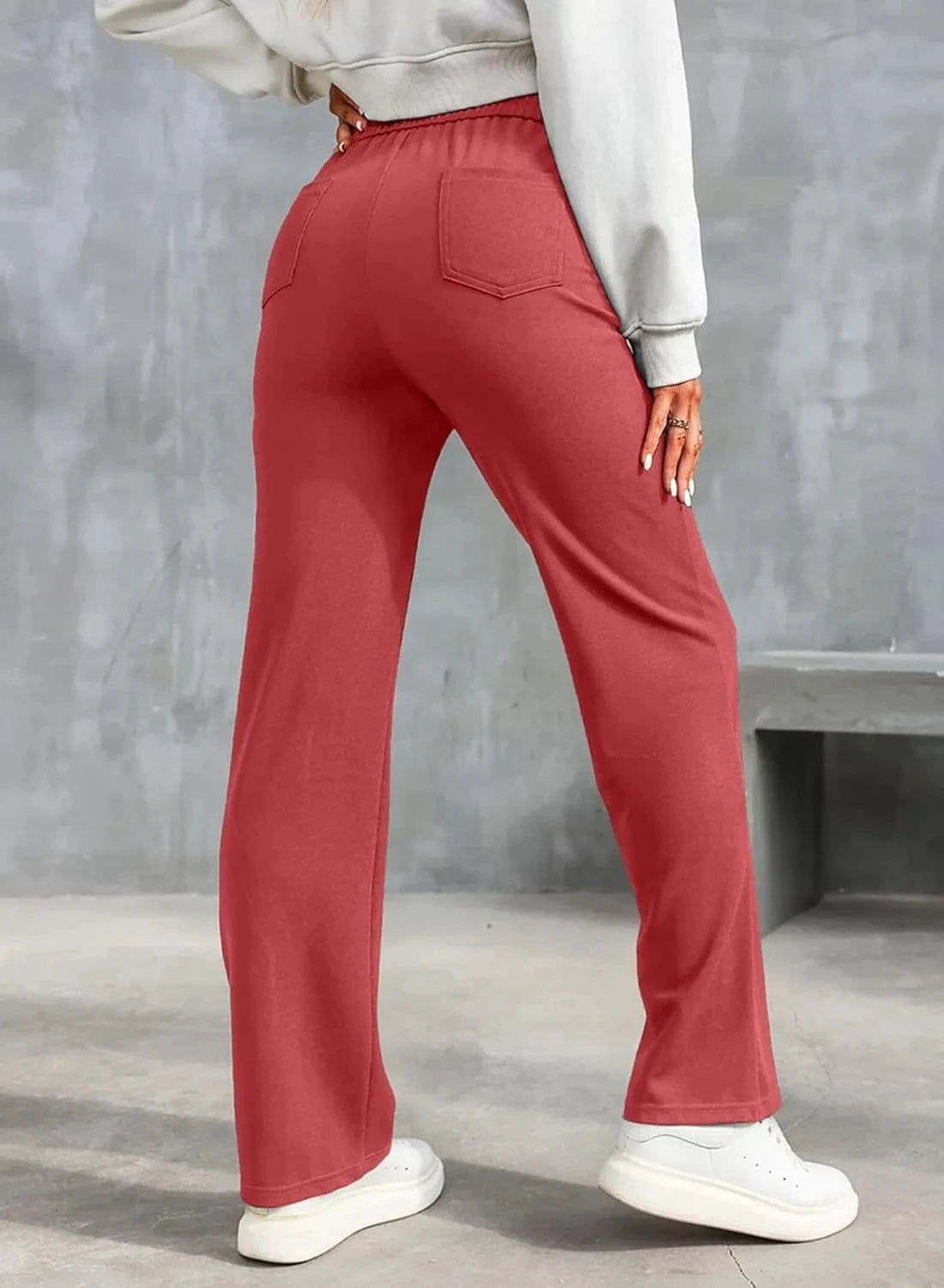 Magas derekú elasztikus szabadidőnadrág