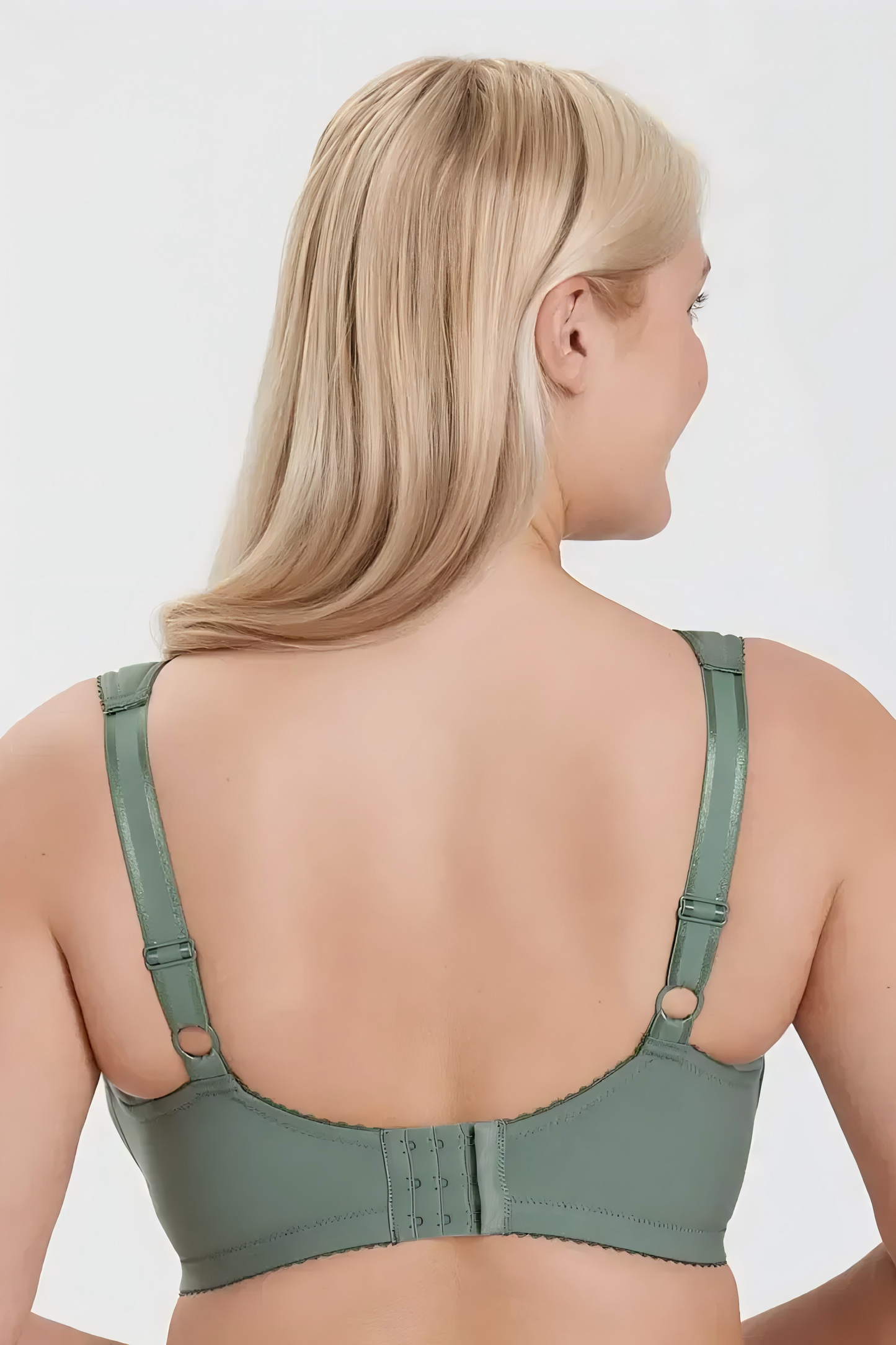 Triumph -3 darabos💥 Csipkés melltartó - Vásárolj 1-et, kapsz 2-t ingyen