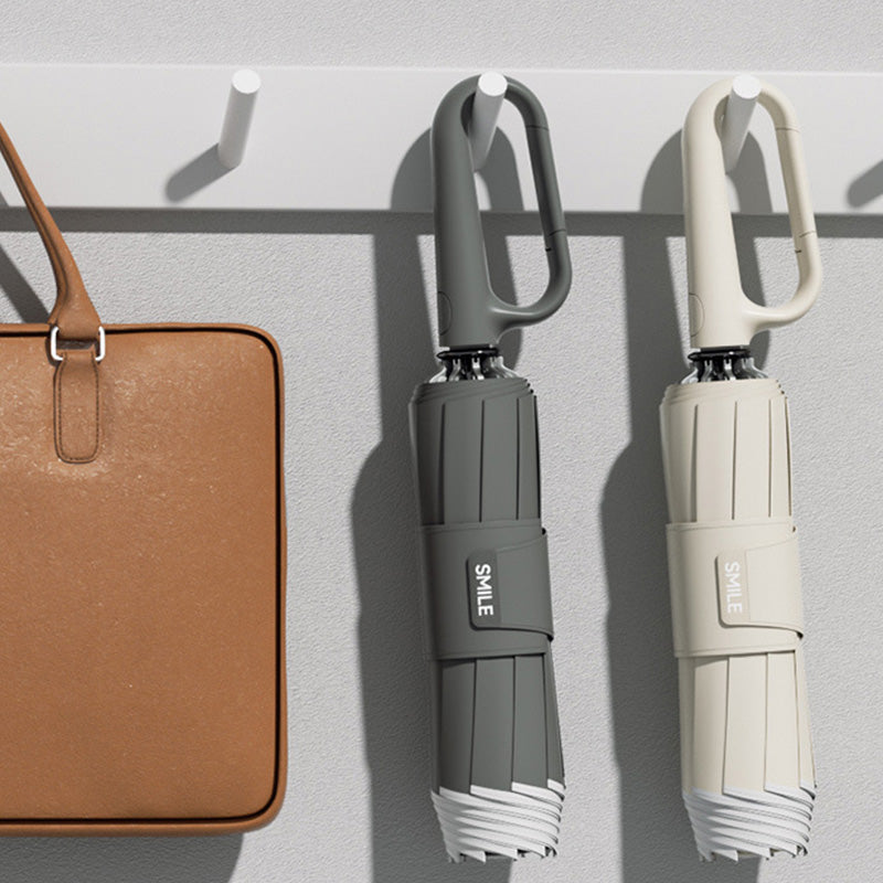 ☂️✨ Fényvisszaverő biztonsági csíkos esernyő! Fordított tágulás és összehúzódás fröccsenő víz nélkül, jó láthatóság homályos környezetben