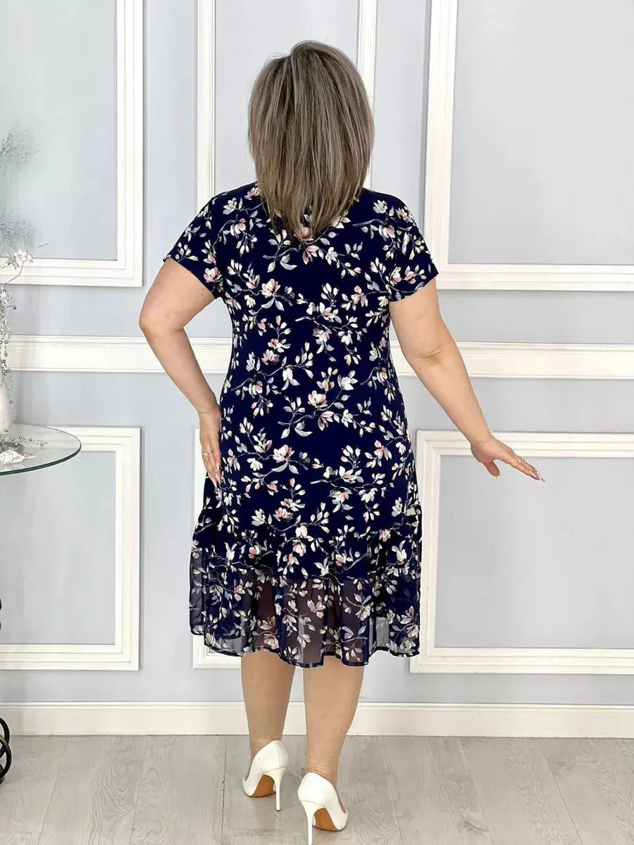 Új, virágos V-nyakú ruha